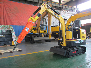 SD13-7A-F小型加装破碎锤